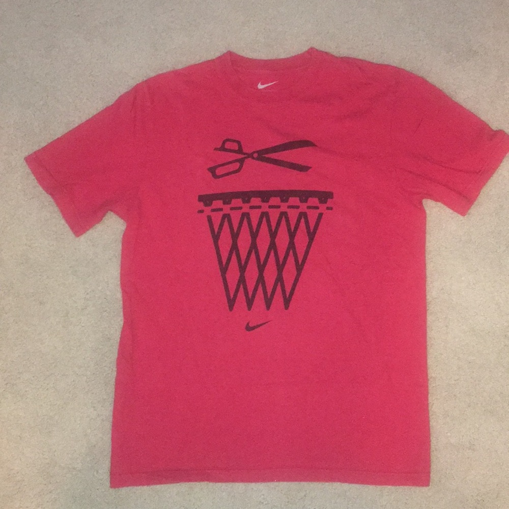 Men’s Nike “Cut the net” shirt Red Large